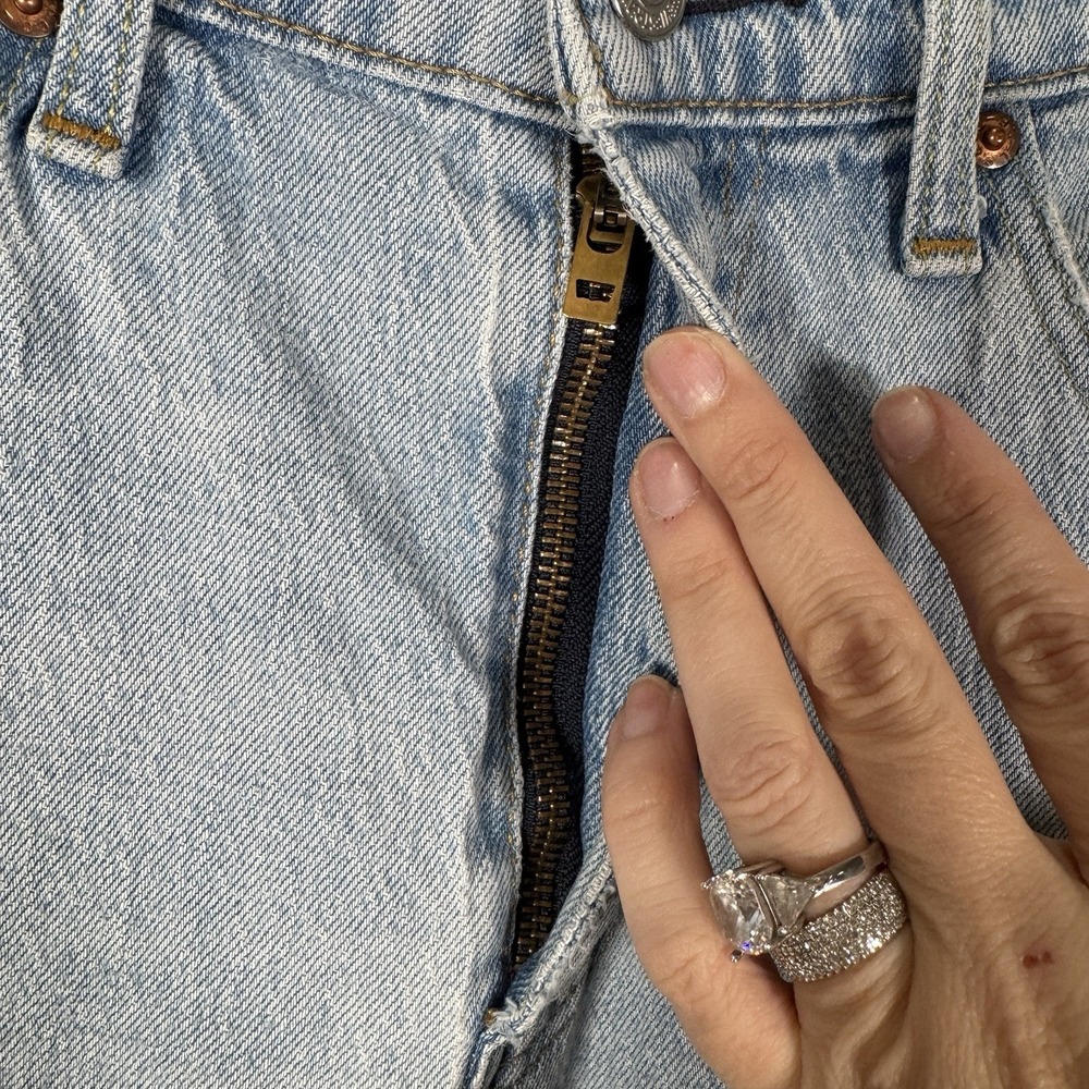 Levi's 559 Jeans Men's 34x32 Light Wash Relaxed Straight Denim Pants Y2K Vintage - Picture 8 of 14